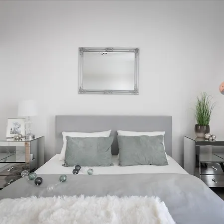 Premier Pest Side Lejlighed